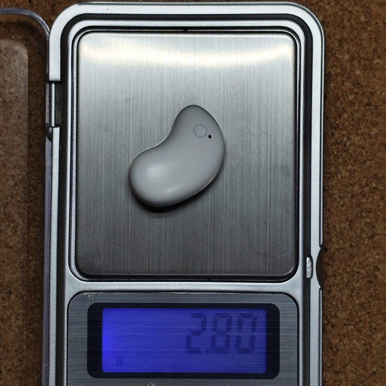 ダイソー「寝ながら完全ワイヤレスステレオイヤホン」（FS-TWSCBDS01）