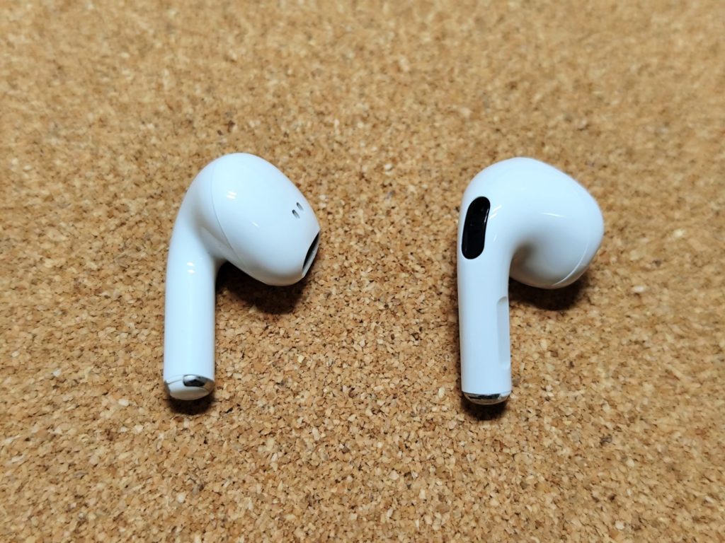 ダイソー「インナーイヤー型完全ワイヤレスステレオイヤホン」（FS-TWSGKDA03）