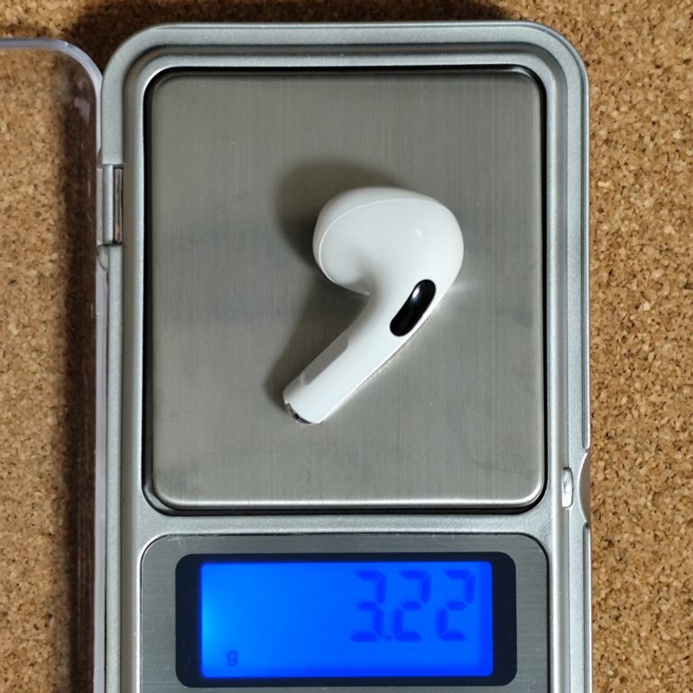 ダイソー「インナーイヤー型完全ワイヤレスステレオイヤホン」（FS-TWSGKDA03）