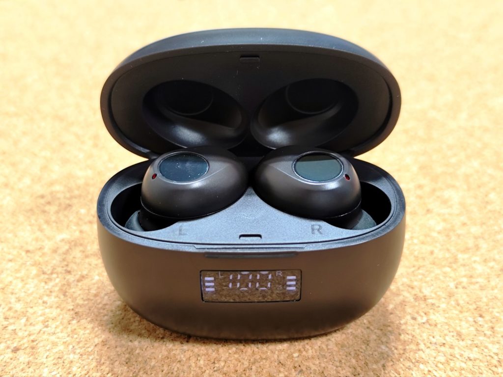 ダイソー「完全ワイヤレスイヤホン(TGCコラボモデル、G134_TWS026)」(No.3903/3910/3927)