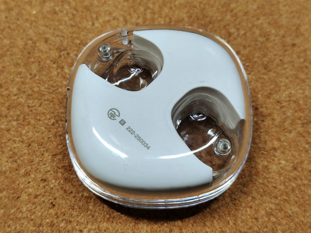 ダイソー「クリアケースワイヤレスイヤホン（TWS007）」