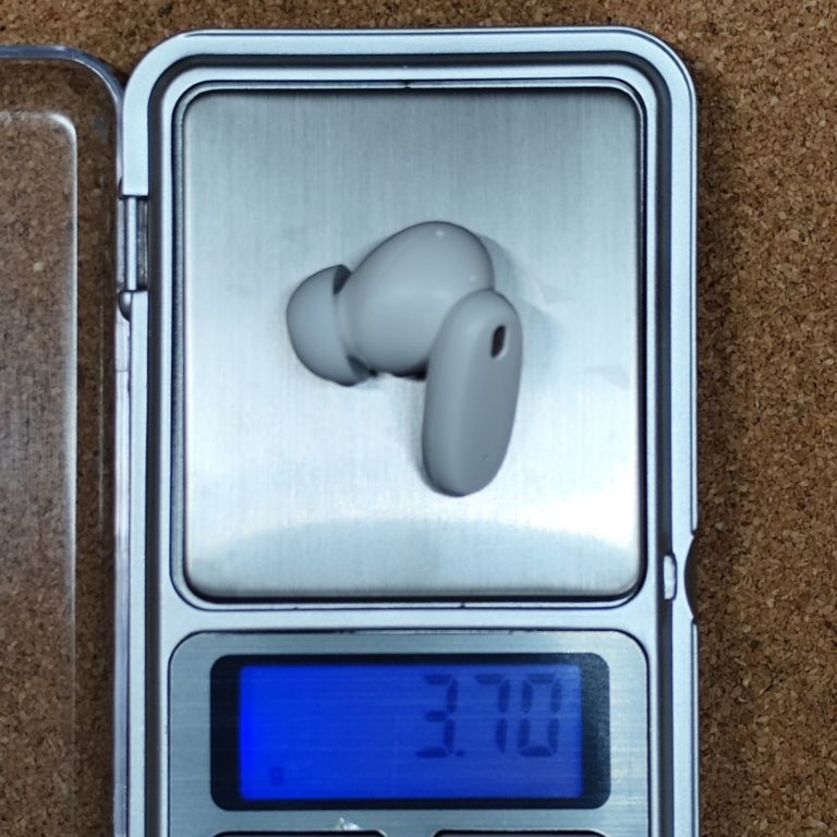 ダイソー「クリアケースワイヤレスイヤホン（TWS007）」