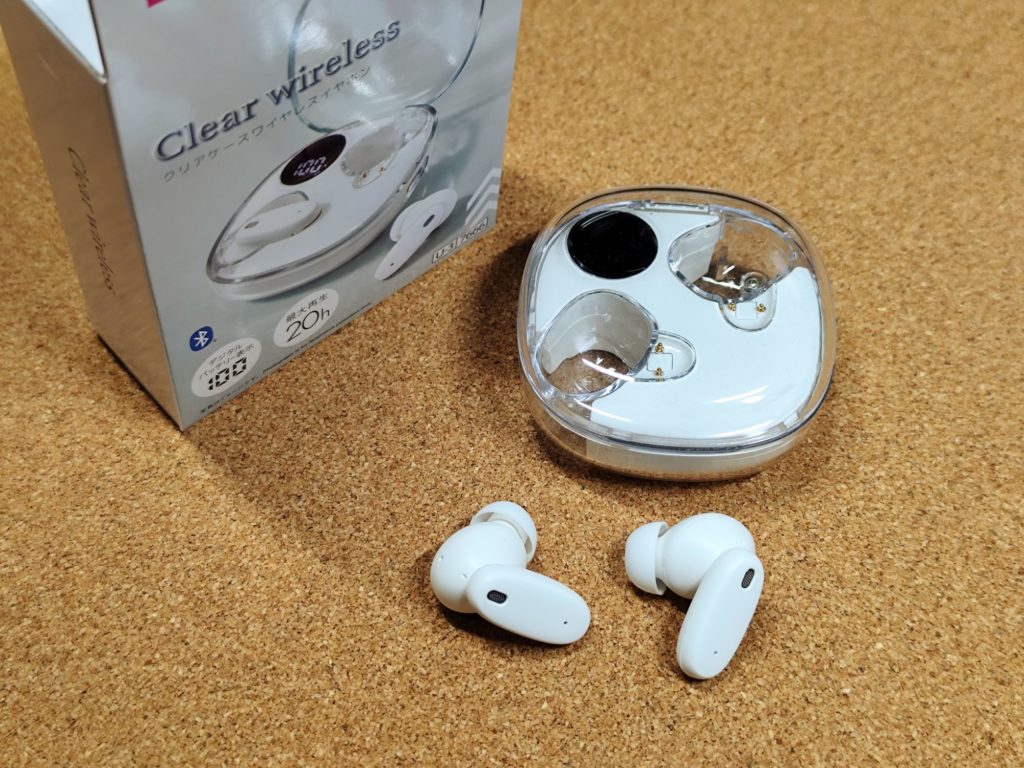 ダイソー「クリアケースワイヤレスイヤホン（TWS007）」